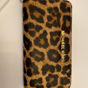 Cat print wallet/wristlet